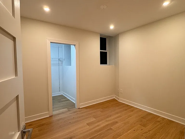 3016 Dumbarton St NW #101 — Photo 9