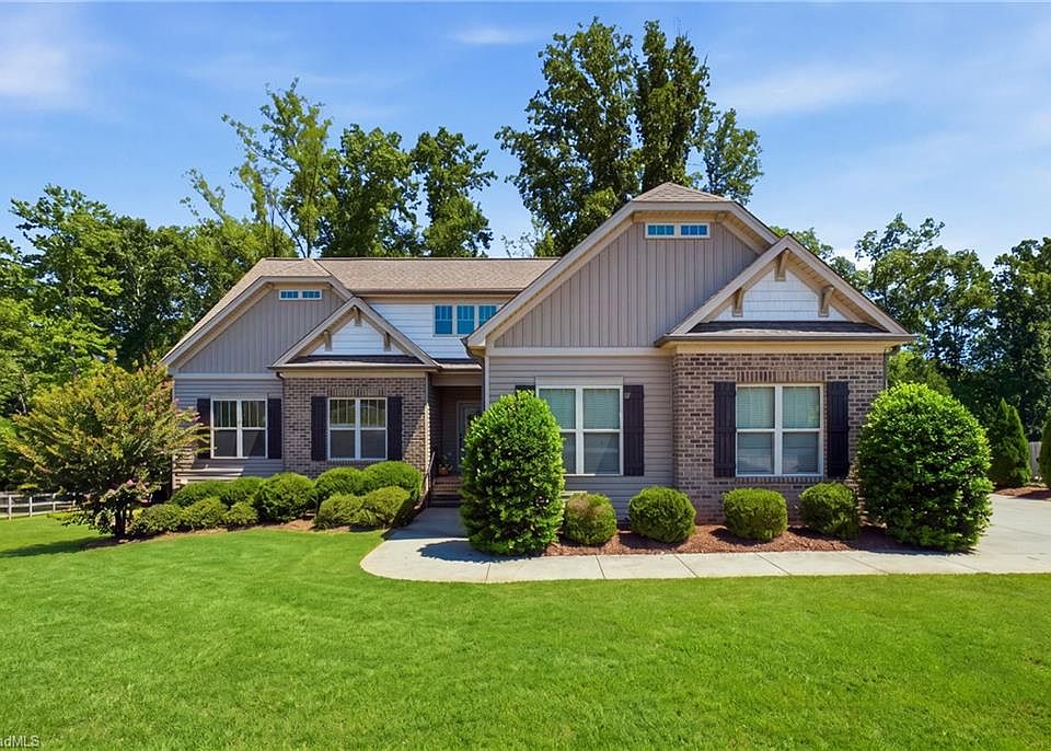 1st image of 5612 Crooked Oak Dr