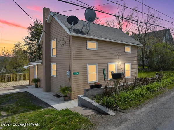 1578 Prospect St, Tobyhanna, PA 18466