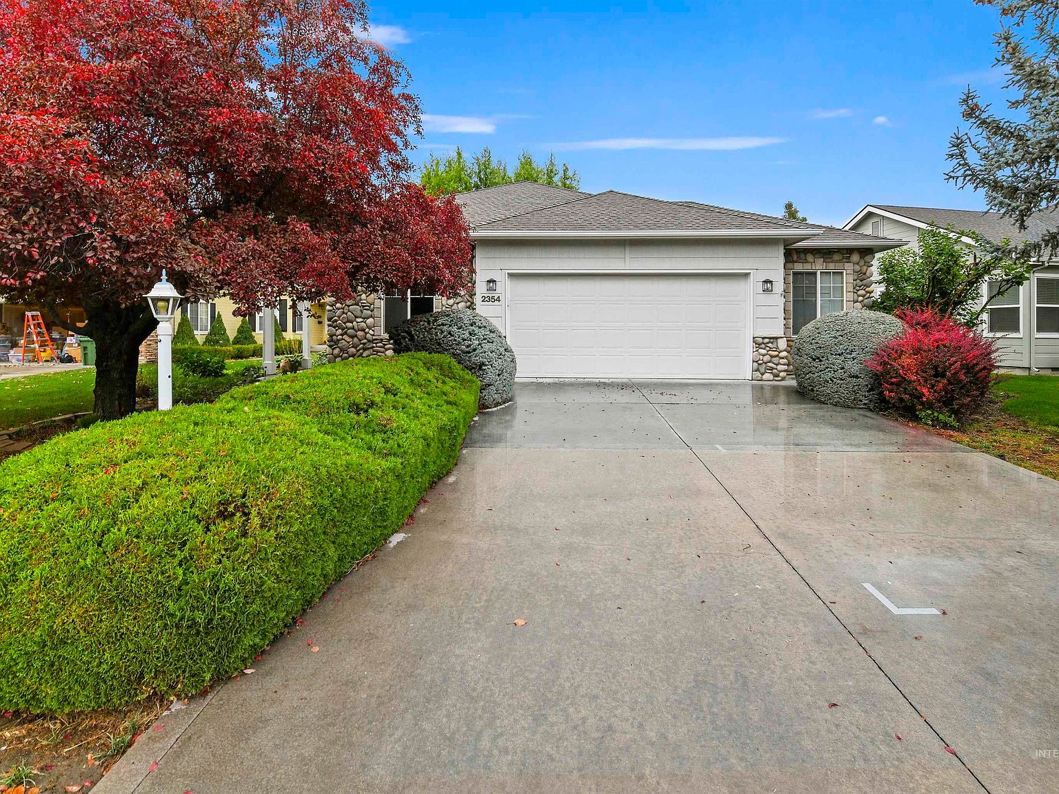 2354 N Bent Grass Ln