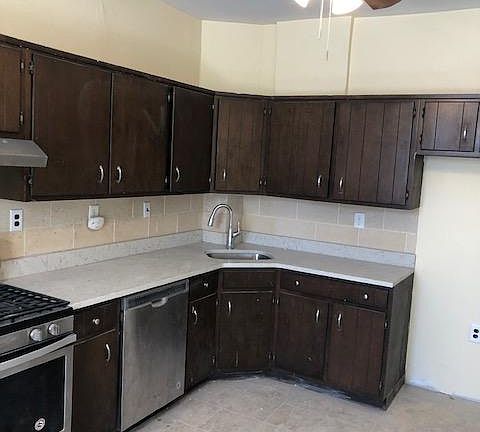 4th image of 7396 Henry Ave