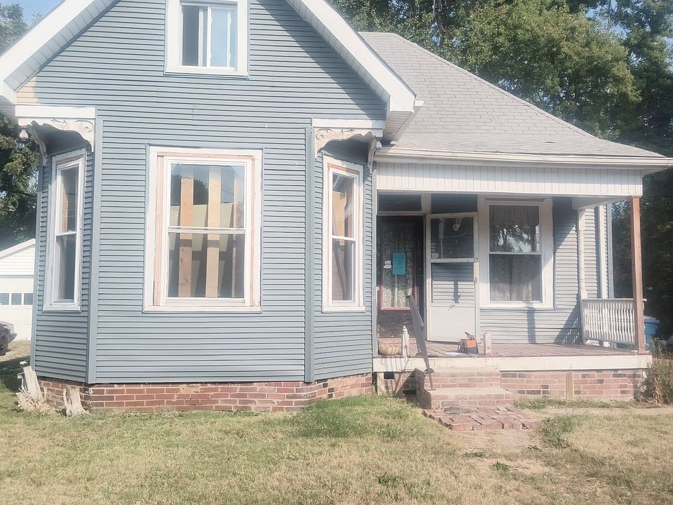 1st image of 1210 Constance St