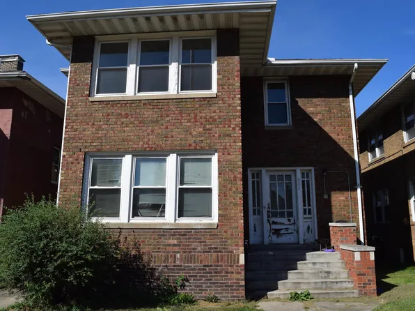 907 N Western Ave W, West Peoria, IL 61604