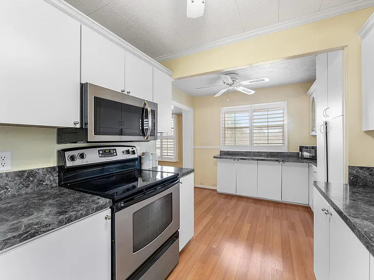 8000 Lagos De Campo Blvd #A-307 — Photo 10