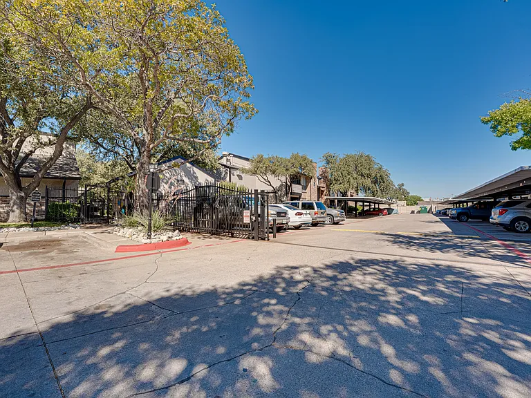 Southern Oaks — Photo 66