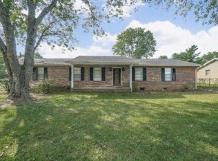 857 Walker Ave, Seymour, TN 37865