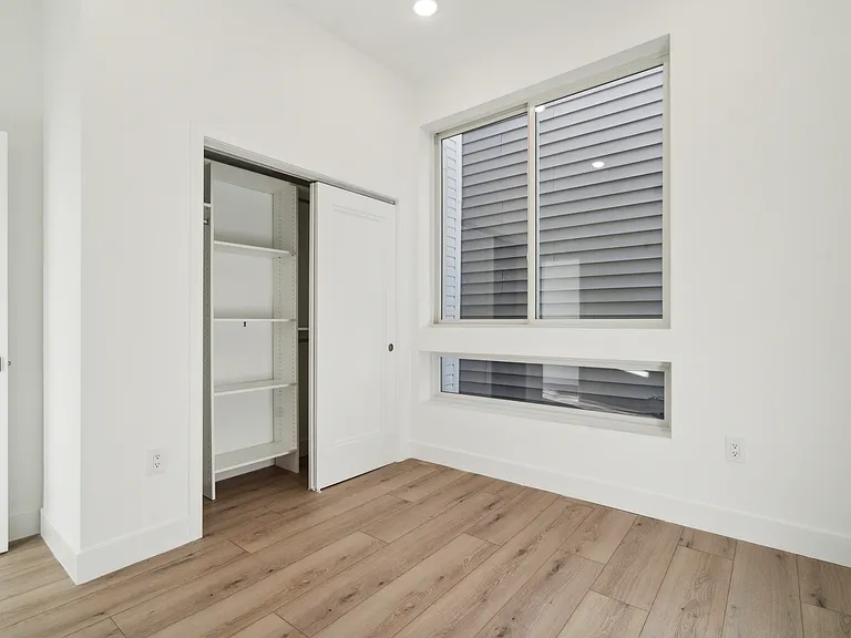 1621 Point Breeze Ave #4 — Photo 16