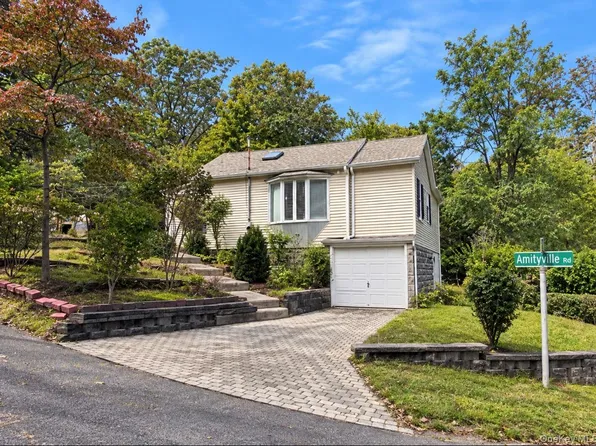 39 Amityville Road, Sound Beach, NY 11789