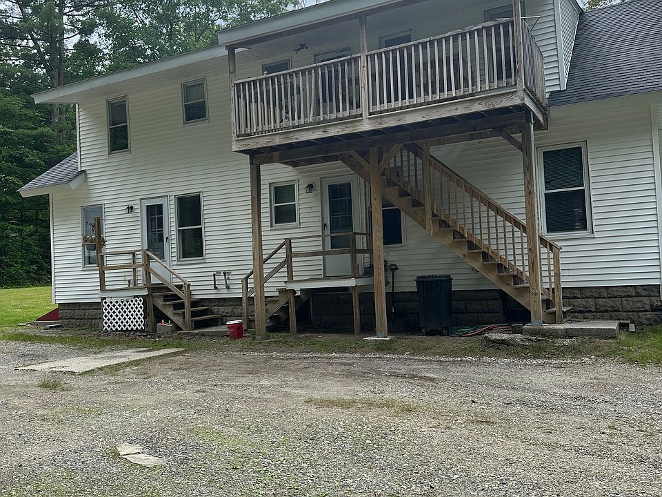 Second floor back entry way.