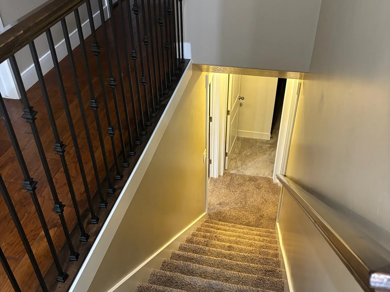 4 bed, 2586 sqft, $2,350 — Photo 4