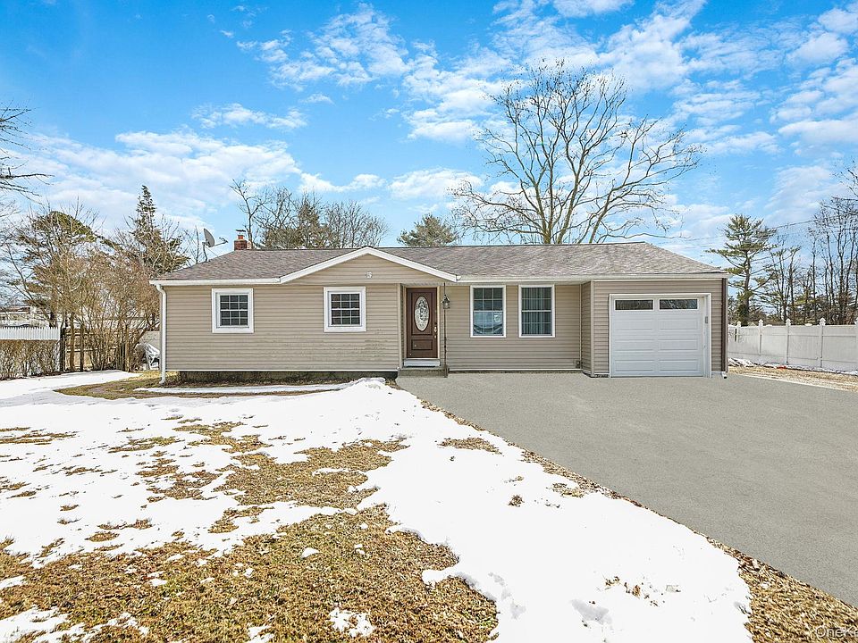 1st image of 120 Evergreen Avenue