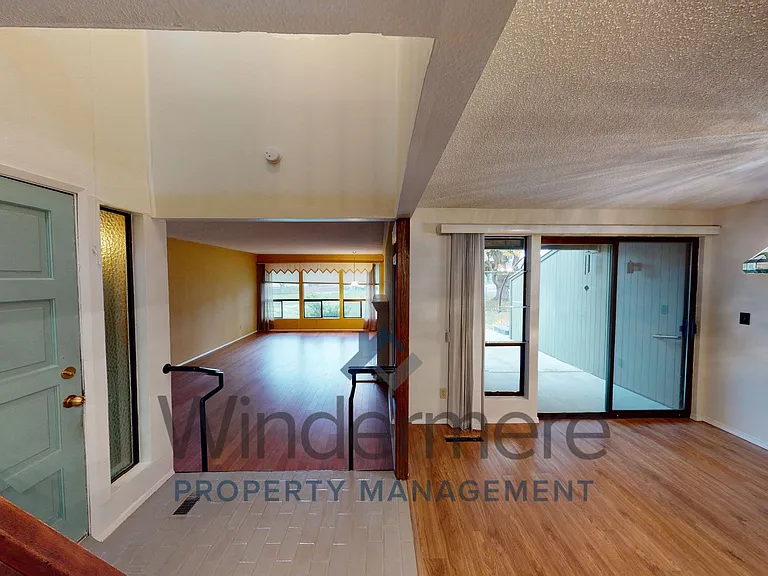 601 Village Way #13 — Photo 7