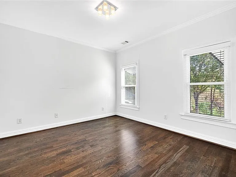 2063 Mason Mill Rd — Photo 26