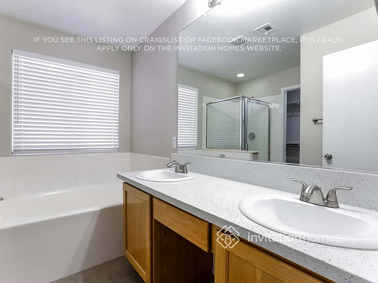 7937 Turtle Island Ct — Photo 11