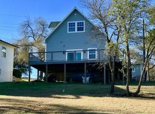 1333 Lakeshore Dr, Spicewood, TX 78669