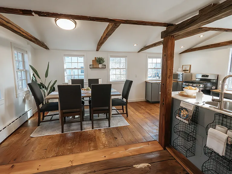 4 E Main St #1 — Photo 9