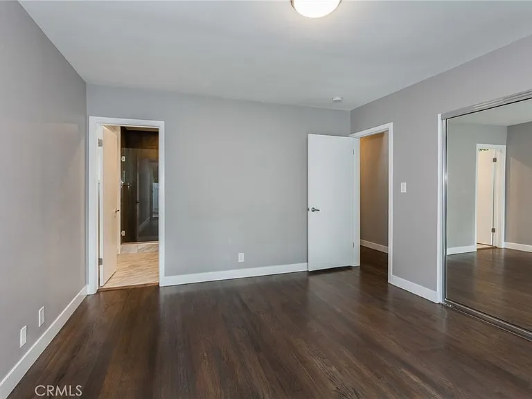 16231 Moorpark St — Photo 22