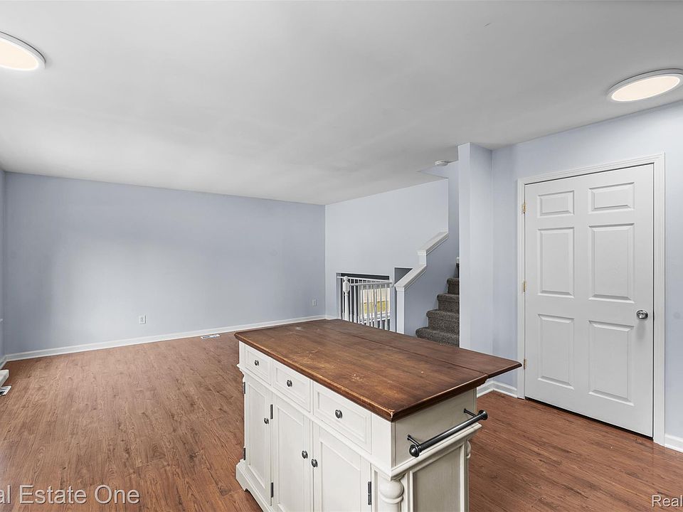 718 Miller Rd, photo 13