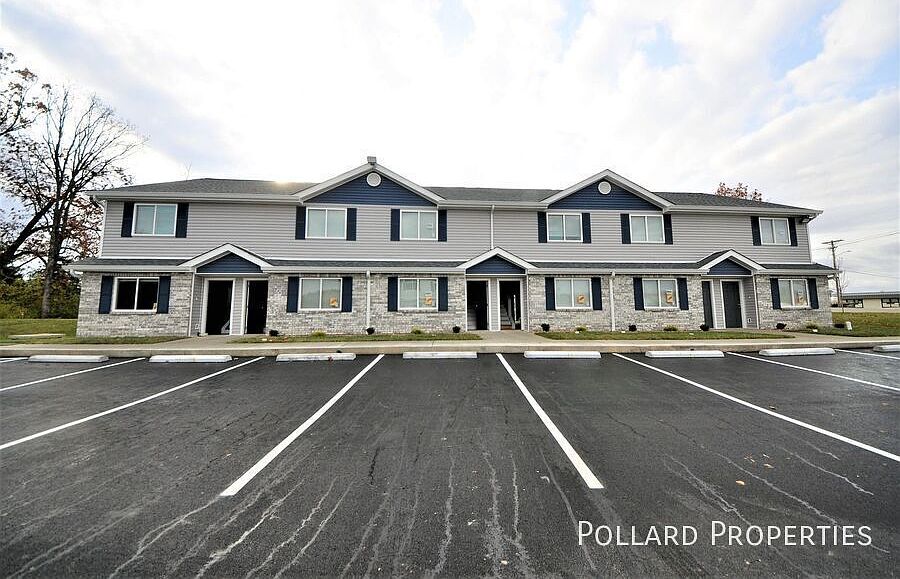 1st image of 1060 Arlington Way