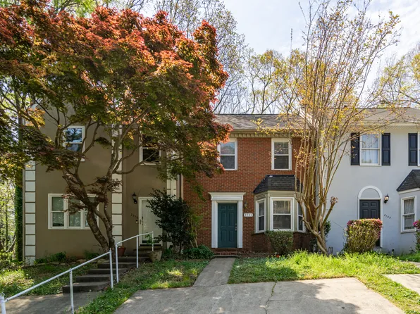 2761 New South Dr, Marietta, GA 30066