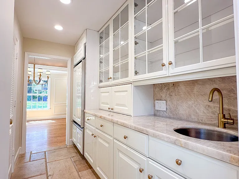 14402 Donna Ln — Photo 8