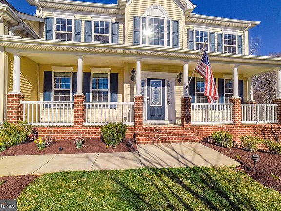 4th image of 23659 Hansel Ct