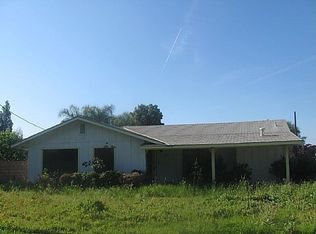 105 Hermosa Dr, Woodlake, CA