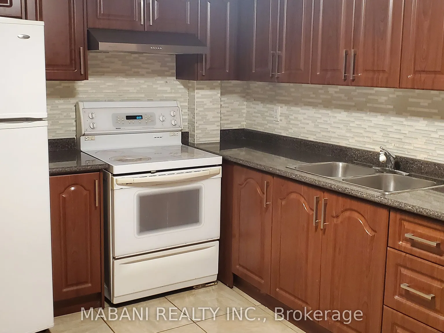2 bed, $1,800 — Photo 1