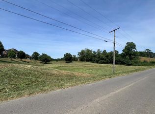 Berry Creek Dr, Abingdon, VA 24211