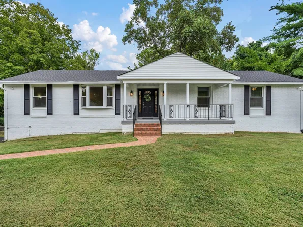1037 Edwin Warner Dr, Nashville, TN 37205