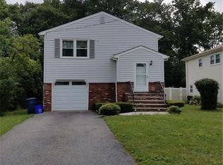 754 Magnolia Rd, North Brunswick, NJ 08902