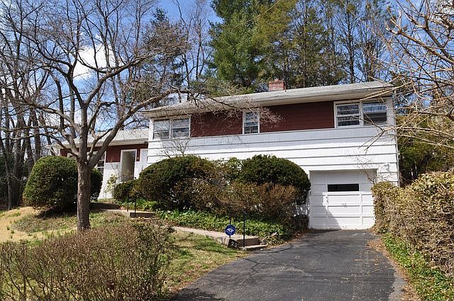 1st image of 22 Abington Ave