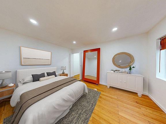 5th image of 72-74 Chelsea St #9