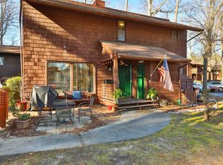 13 Northlake Dr, Peachtree City, GA 30269