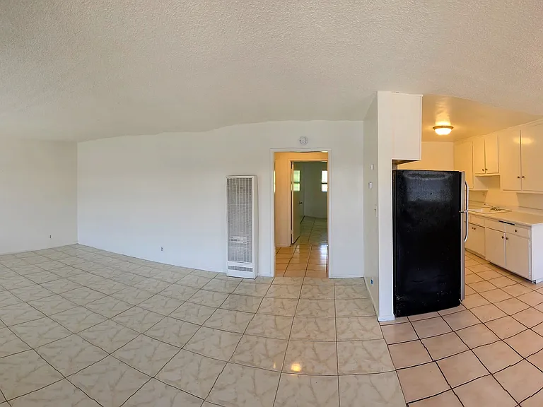 227 E 25th St #6 — Photo 5