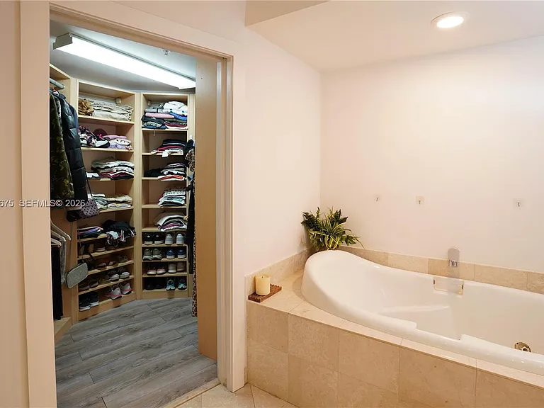 3370 Hidden Bay Dr #213 — Photo 17