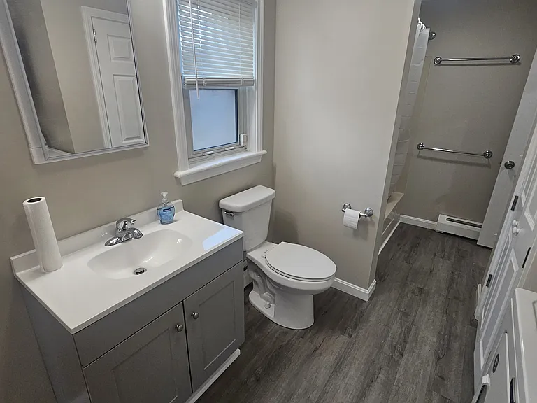 264 Richards Ave — Photo 6