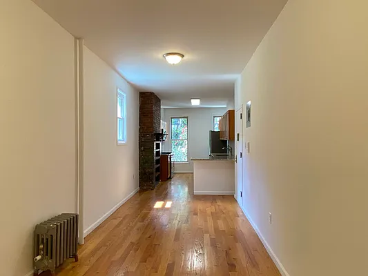 Rented by TheRealEstateCompany.com LLC | media 22