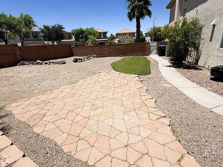 2424 Predera Ave — Photo 41