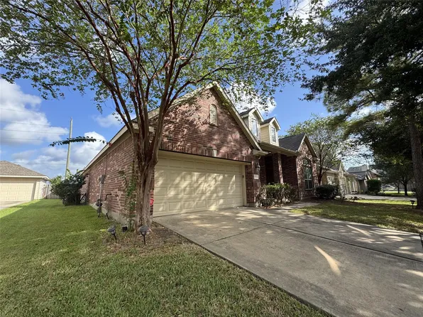 12111 Fall River Pass Ln, Humble, TX 77346