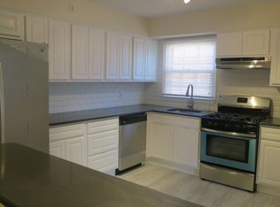 3 Anchorage Rd FLOOR 2, Pt Washington, NY 11050