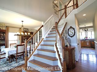 16017 Kings Mountain Rd, Woodbridge, VA 22191