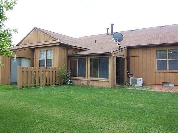 5th image of 518 Red Cedar Blvd