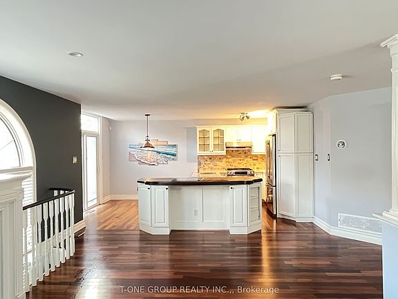 5th image of 507 Dunlop St W