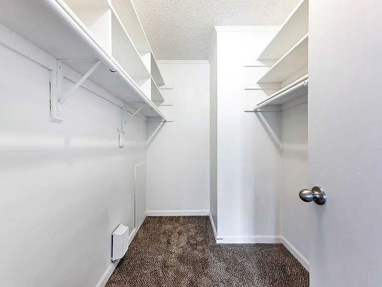 Corinth Place — Photo 35