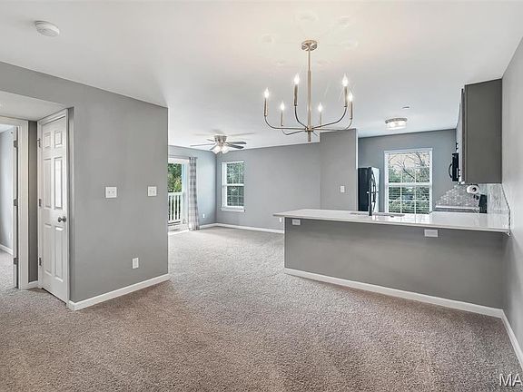 5th image of 9733 Crayford Rd #9E