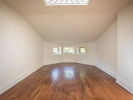 Rented by Townsley & Gay, LLC | media 50