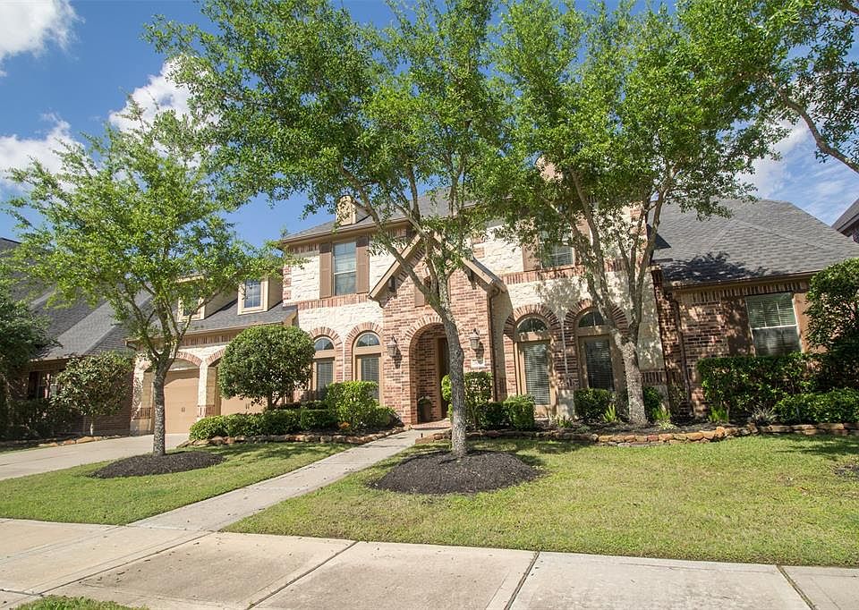 1st image of 28002 Moss Fern Dr