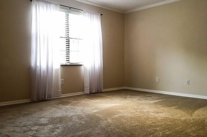 1st image of 810 Highland Dr APT 904