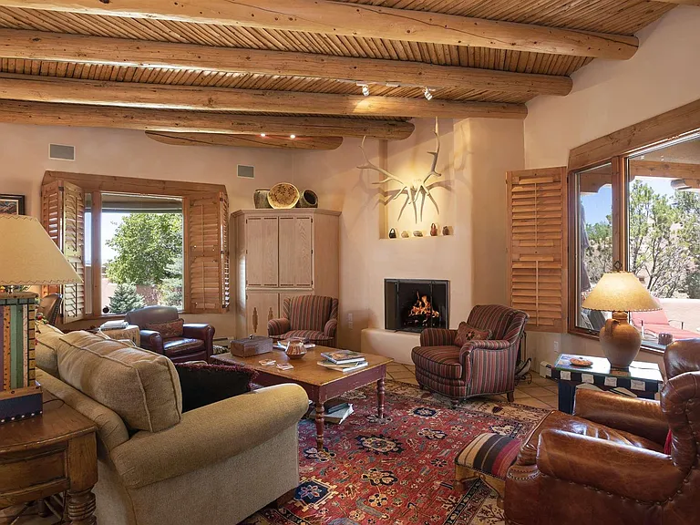 1395 Camino Corto — Photo 4